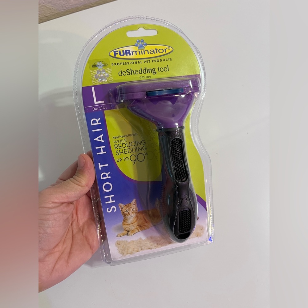 FURminator deShedding Tool For Medium/Large Cats, Short Hair